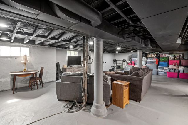 4333 Blanchan Avenue, Brookfield, IL 60513