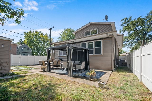 4333 Blanchan Avenue, Brookfield, IL 60513