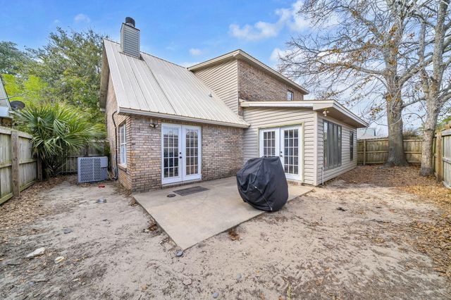 1059 Windmill Drive, Fort Walton Beach, FL 32547