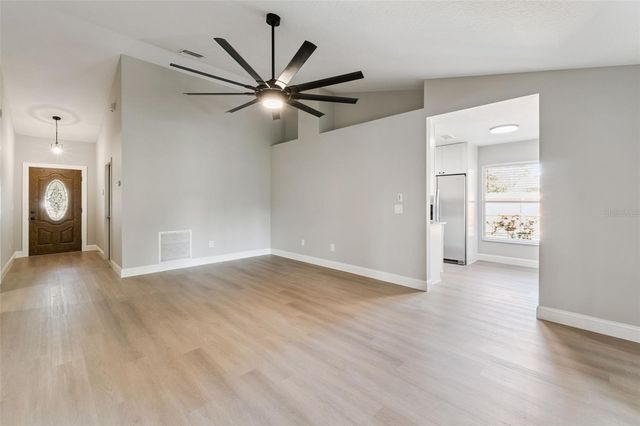 564 CHULA WOODS COURT, Chuluota, FL 32766