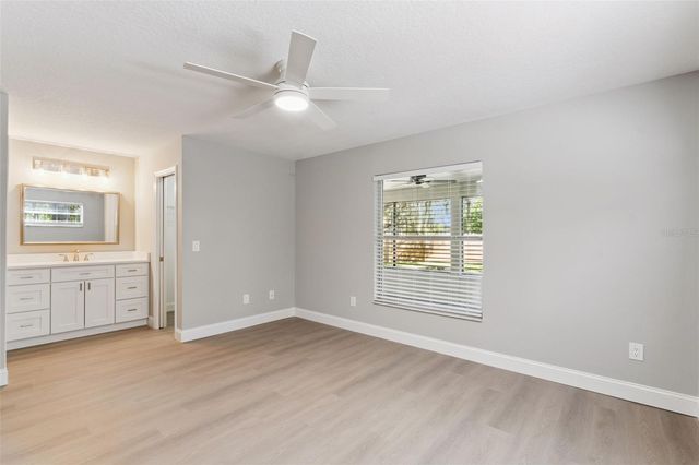564 CHULA WOODS COURT, Chuluota, FL 32766