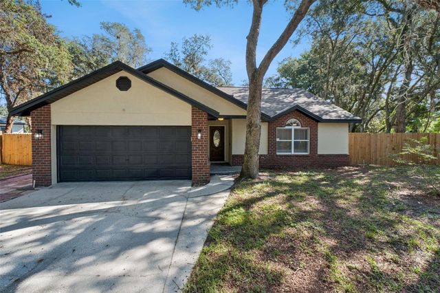 564 CHULA WOODS COURT, Chuluota, FL 32766