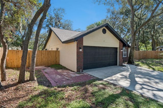 564 CHULA WOODS COURT, Chuluota, FL 32766