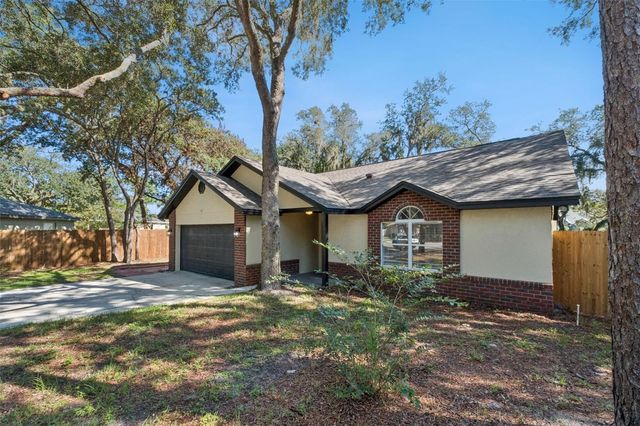 564 CHULA WOODS COURT, Chuluota, FL 32766