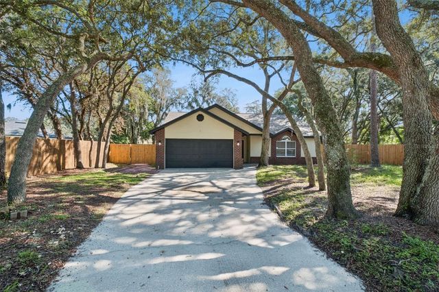 564 CHULA WOODS COURT, Chuluota, FL 32766