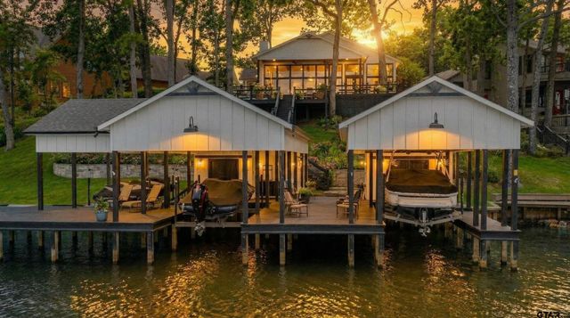 1010 Mark Circle, Scroggins, TX 75480