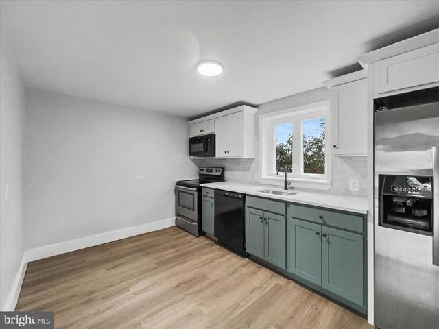 257 MOORE ST, Millersburg, PA 17061