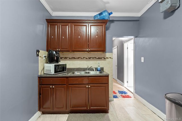 1015 Anderson Avenue 4C, Bronx, NY 10452