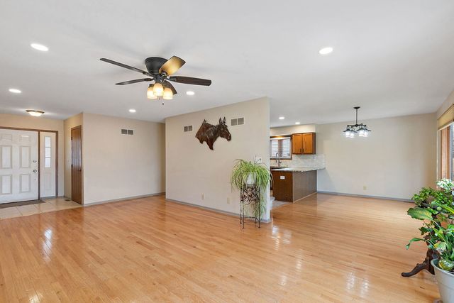 510 Eisenhower Street, Marengo, IL 60152