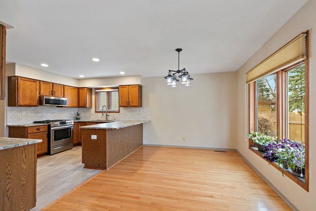 510 Eisenhower Street, Marengo, IL 60152