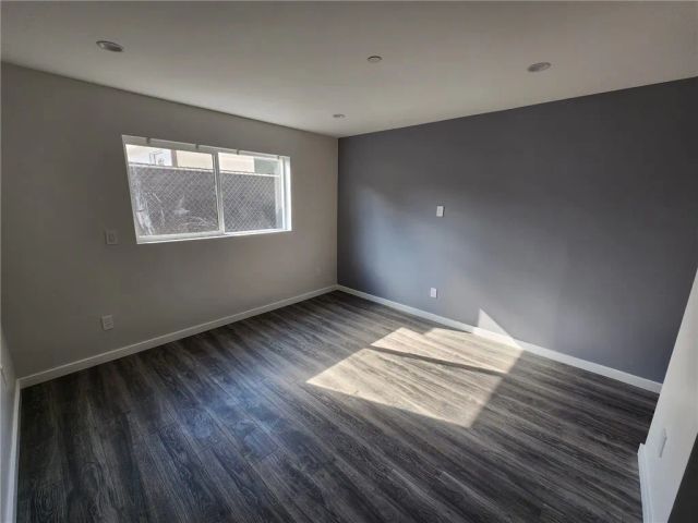 9033 Lindley Avenue, Northridge, CA 91325