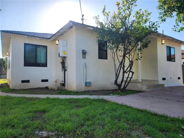 9033 Lindley Avenue, Northridge, CA 91325