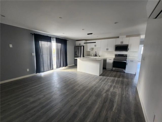 9033 Lindley Avenue, Northridge, CA 91325