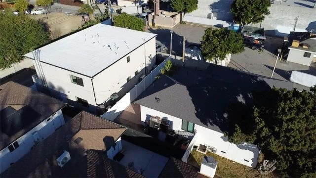 9033 Lindley Avenue, Northridge, CA 91325