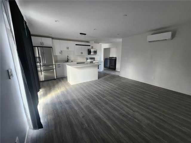 9033 Lindley Avenue, Northridge, CA 91325