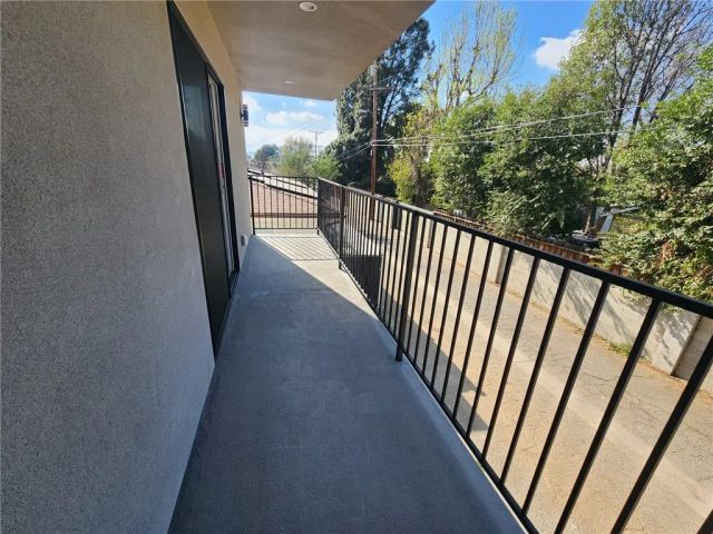 9033 Lindley Avenue, Northridge, CA 91325
