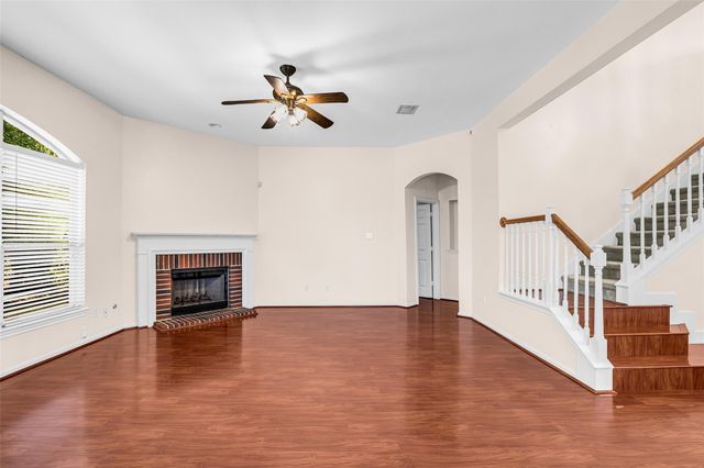 9502 Bending Willow Lane, Houston, TX 77064