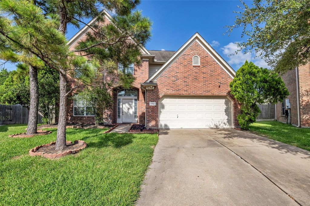 9502 Bending Willow Lane, Houston, TX 77064