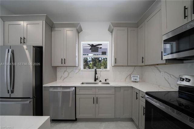 3005 52nd St W, Lehigh Acres, FL 33971