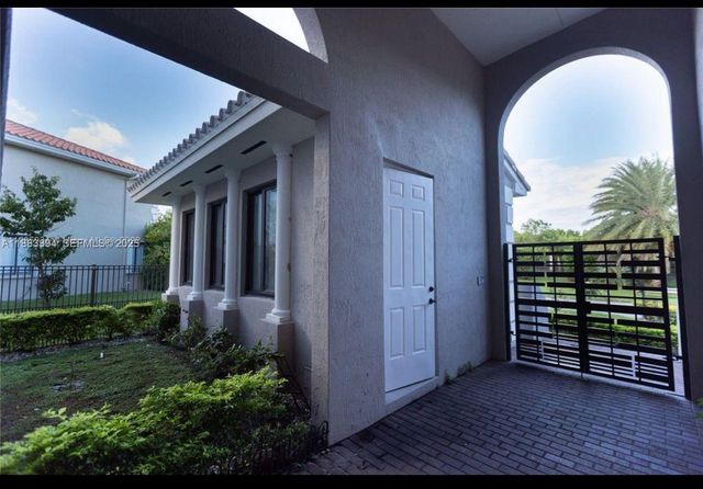 7408 SW 189th Street, Cutler Bay, FL 33157