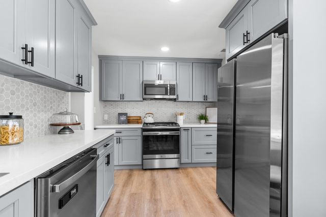 3004 Leta Ln, Sacramento, CA 95821