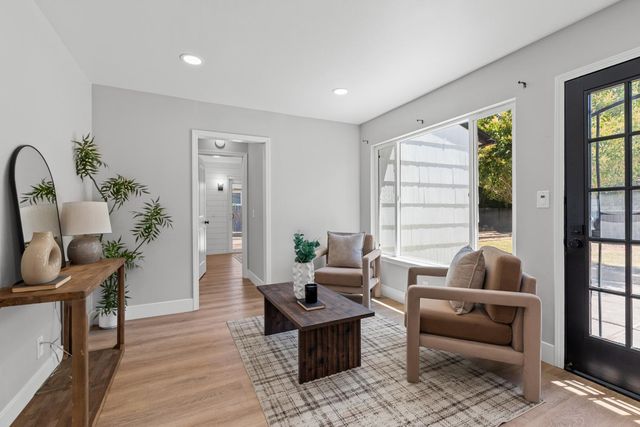 3004 Leta Ln, Sacramento, CA 95821