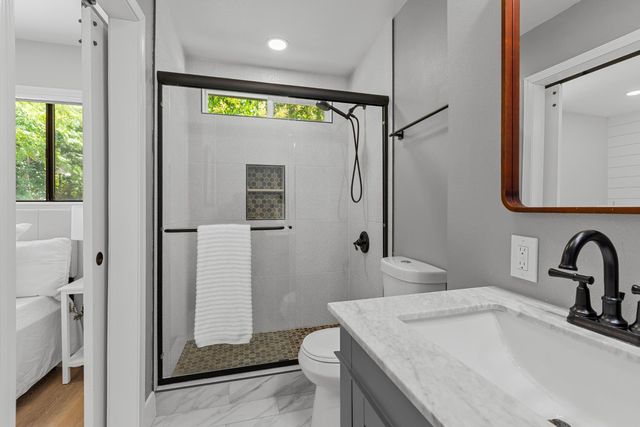 3004 Leta Ln, Sacramento, CA 95821