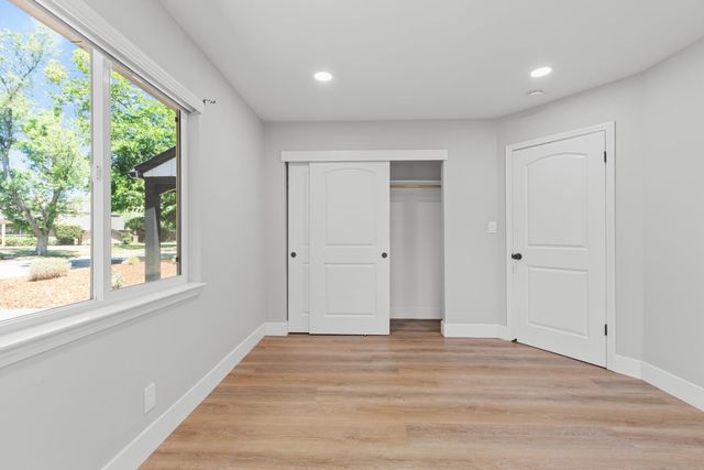 3004 Leta Ln, Sacramento, CA 95821