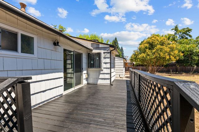 3004 Leta Ln, Sacramento, CA 95821
