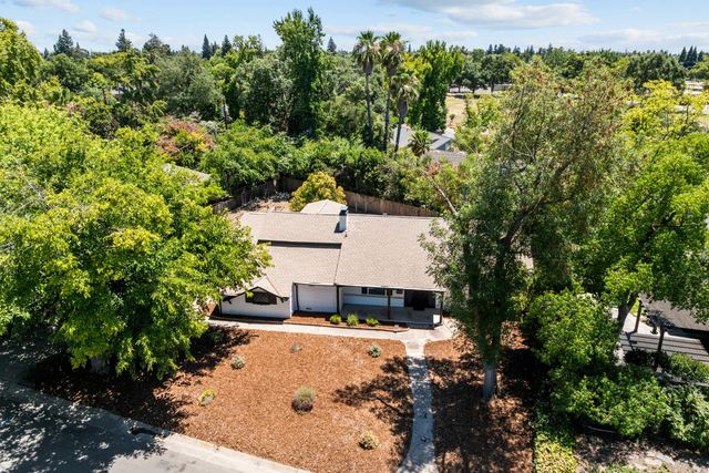 3004 Leta Ln, Sacramento, CA 95821