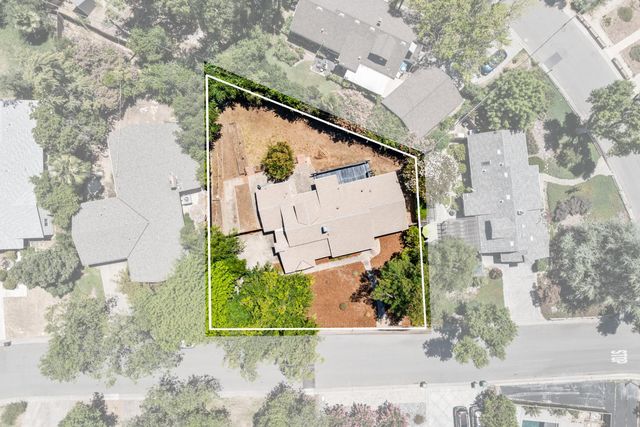 3004 Leta Ln, Sacramento, CA 95821