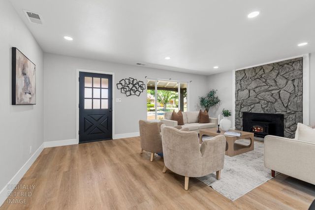 3004 Leta Ln, Sacramento, CA 95821