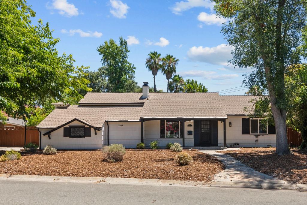 3004 Leta Ln, Sacramento, CA 95821