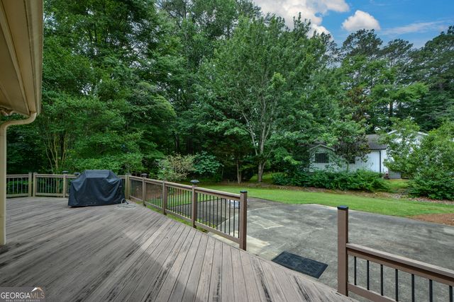 2355 N Peachtree Way, Dunwoody, GA 30338