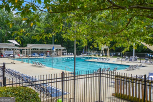 2355 N Peachtree Way, Dunwoody, GA 30338