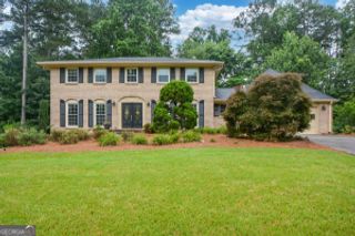 2355 N Peachtree Way, Dunwoody, GA 30338
