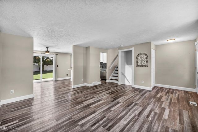 5786 Marine Pky, Mentor On The Lake, OH 44060