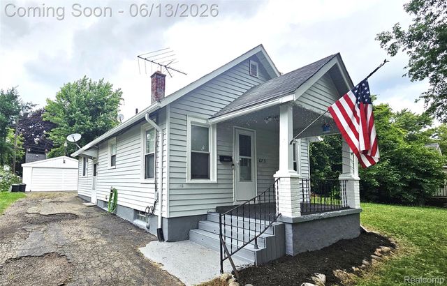 675 E Beverly Avenue, Pontiac, MI 48340