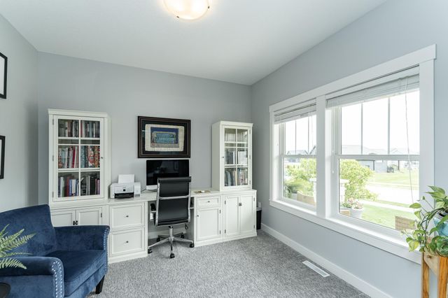 927 Southwell Enclave NE, Byron, MN 55920