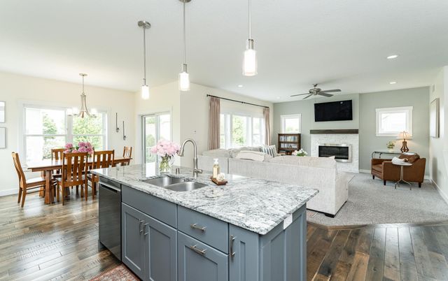 927 Southwell Enclave NE, Byron, MN 55920