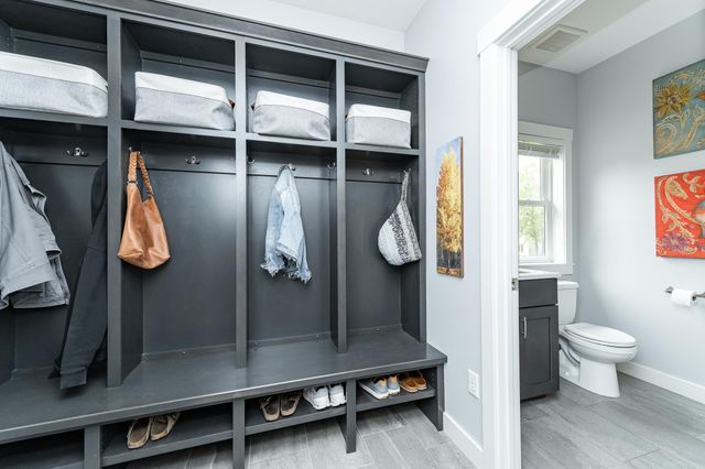 927 Southwell Enclave NE, Byron, MN 55920