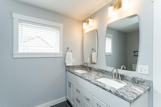 927 Southwell Enclave NE, Byron, MN 55920