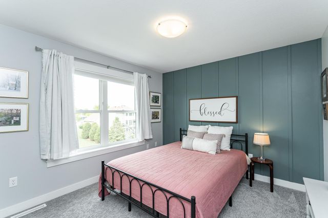 927 Southwell Enclave NE, Byron, MN 55920