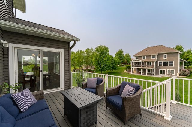 927 Southwell Enclave NE, Byron, MN 55920