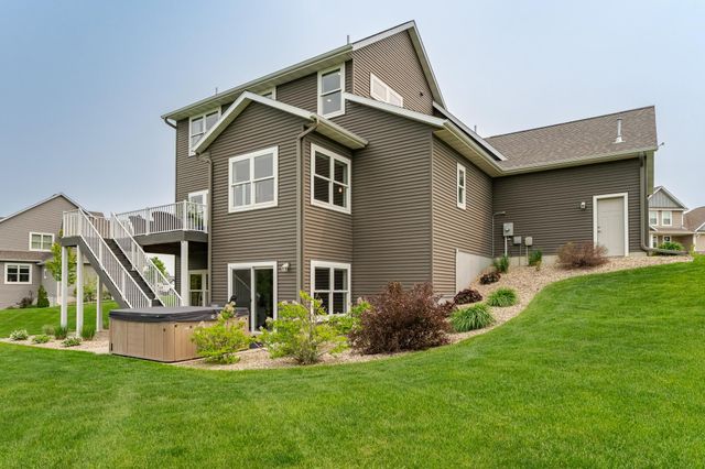 927 Southwell Enclave NE, Byron, MN 55920