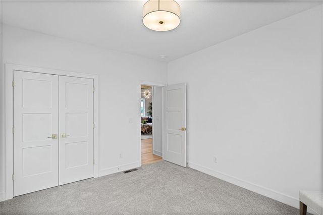 17377 W 169th Terrace, Olathe, KS 66062