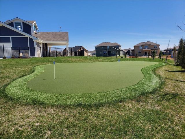 17377 W 169th Terrace, Olathe, KS 66062
