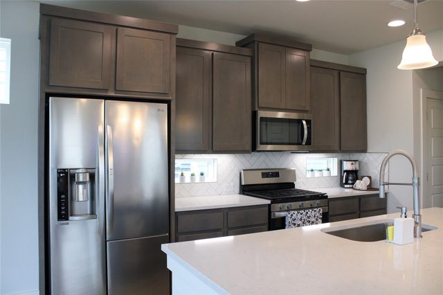 1007 Harwell LOOP, Kyle, TX 78640