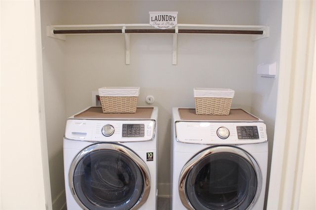 1007 Harwell LOOP, Kyle, TX 78640