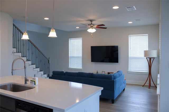 1007 Harwell LOOP, Kyle, TX 78640